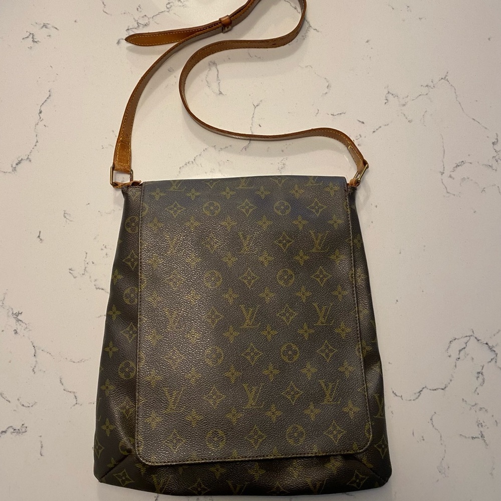 Louis Vuitton Musette Messenger Bag